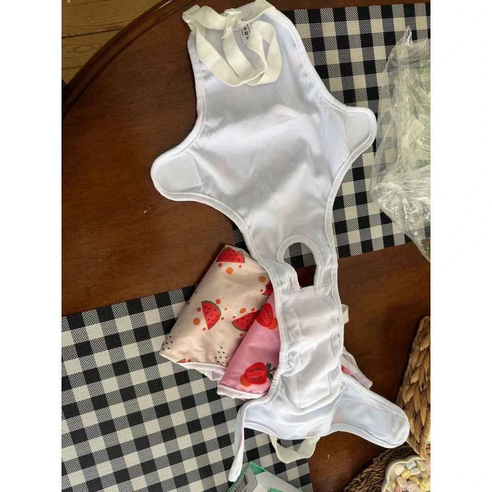 New Reusable‎ Female Dog Diapers with Suspenders Fruit Print Large